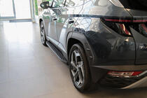 Hyundai Tucson NX4 2021- Trittbretter Shining Black (2 Stk., Aluminium) Foto 2