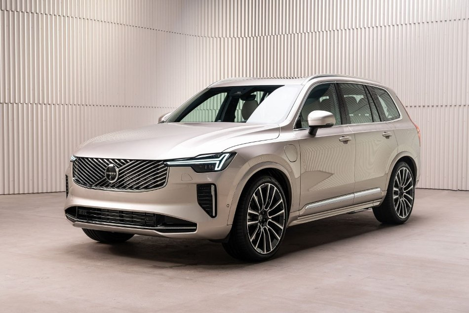 Rückblick auf den aktualisierten Volvo XC90 der zweiten Generation von 2025