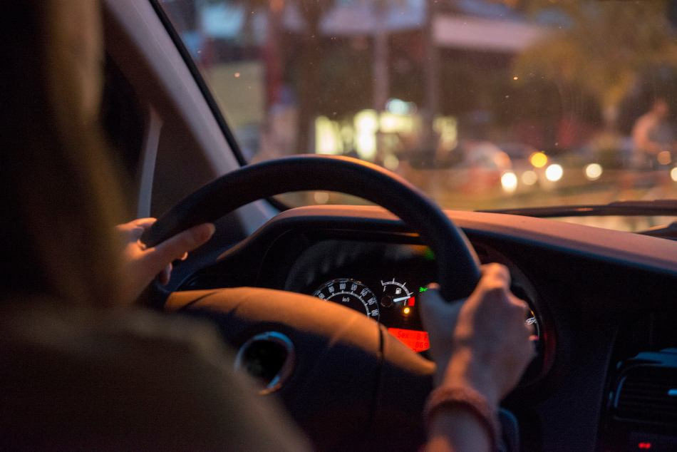 Verkehrssicherheit: So vermeiden Sie Unfälle beim Autofahren