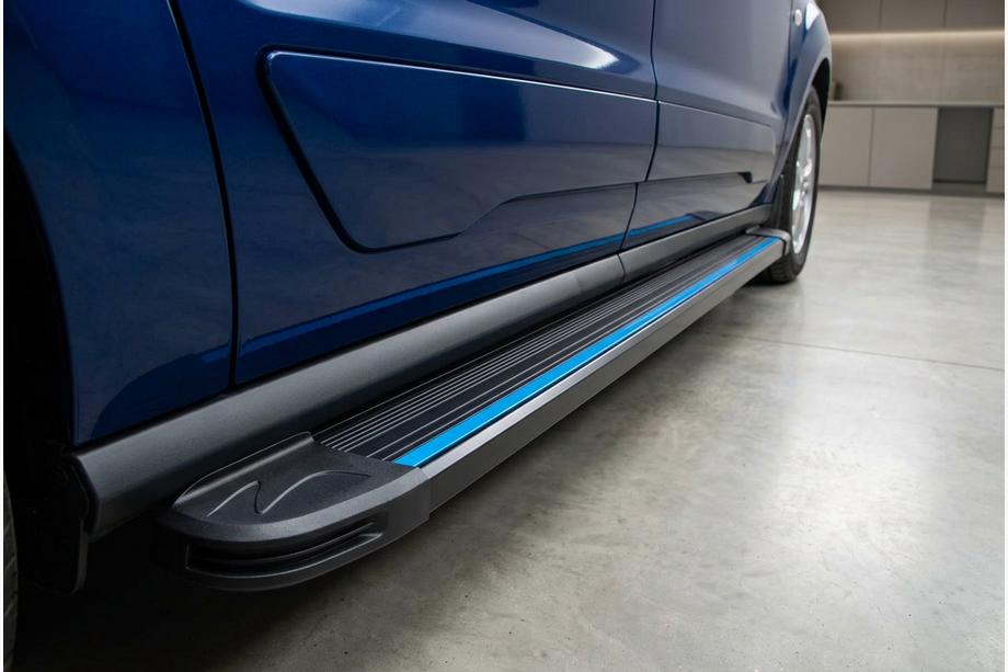 Ford Connect 2021- Seitenschweller Maya Blue (2 Stk., Aluminium) Standardbasis Image