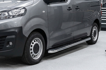 Opel Zafira Life 2019- Trittbretter Maydos V1 (2 Stk., Aluminium & Edelstahl) M – Mittlerer Radstand Foto 1
