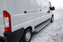 Opel Movano 2021- Trittbretter Allmond Grey (2 Stk., Alu) Foto 1