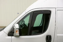 Fiat Ducato 2006-2025 Einschub-Windabweiser Niken Luxury (2 Stk) Foto 1