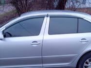 Skoda Octavia II A5 2010-2013 Windabweiser mit Chromleisten Niken Luxury (SD, 4 Stk) Foto 2