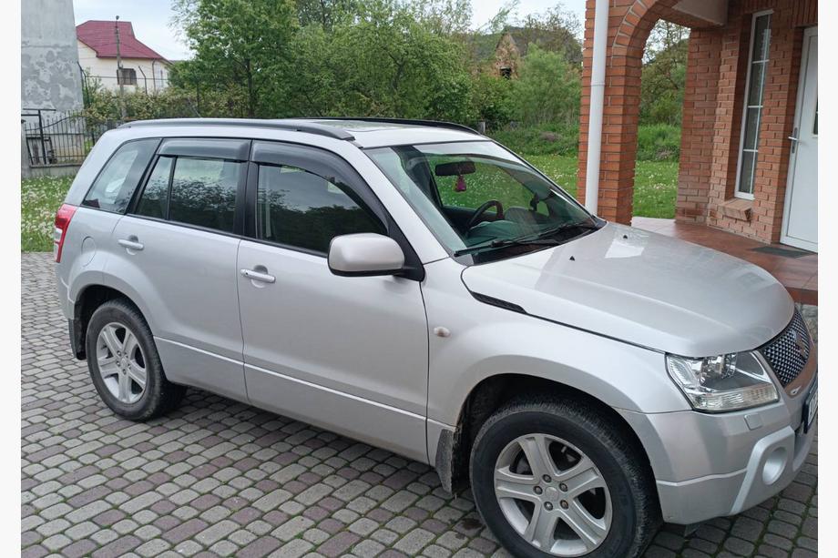 Suzuki Grand Vitara 2005-2017 Windabweiser Niken Luxury (4 Stk) Foto 4
