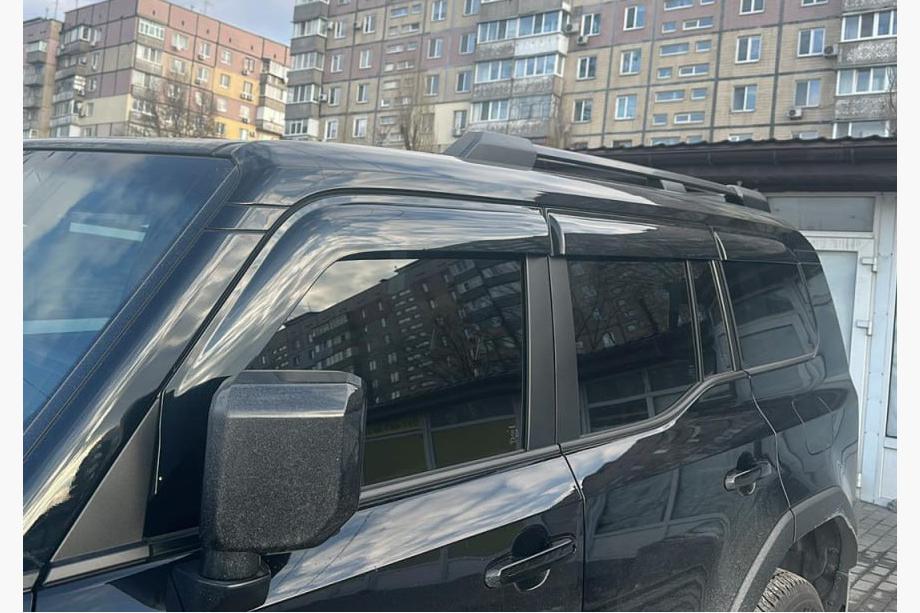 Lexus GX550 2023- Windabweiser Niken Luxury (6 Stk) Foto 3