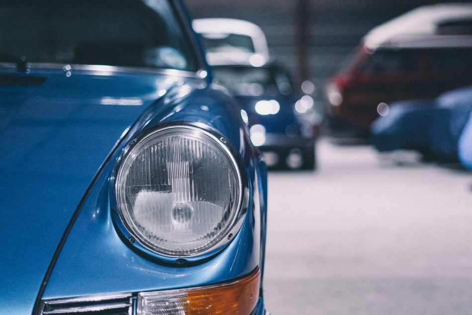 So bereiten Sie ein Auto auf einen langen Parkplatz vor: Lifehacks, um das Auto zu retten