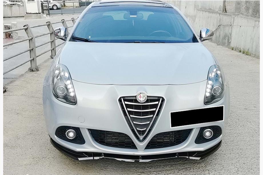 Alfa Romeo Giulietta 2010-2020 Frontlippe DPT (ABS, Schwarz Glanz, 3-teilig) Foto 1