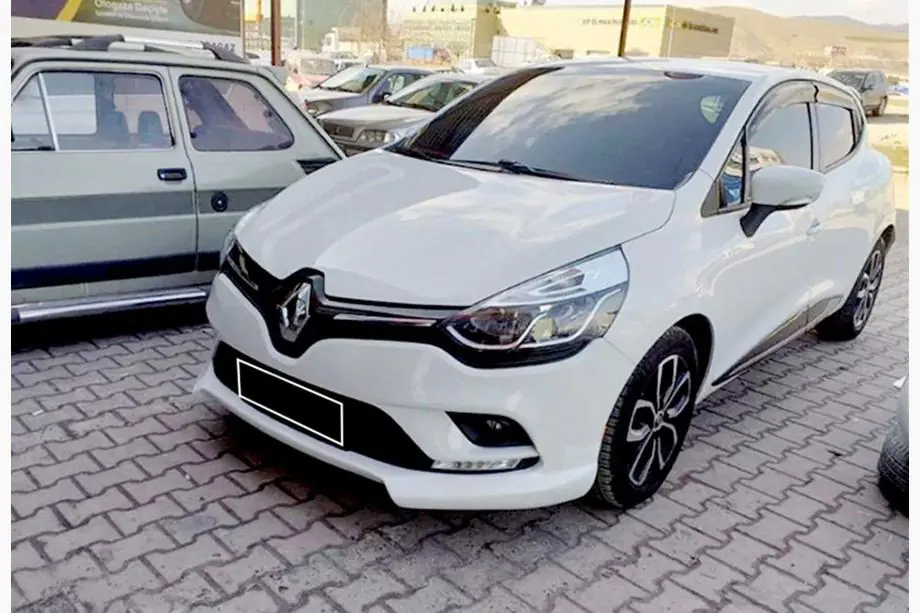 Renault Clio IV 2012-2019 Frontlippe DPT (HB, grundiert zum Lackieren) Foto 3