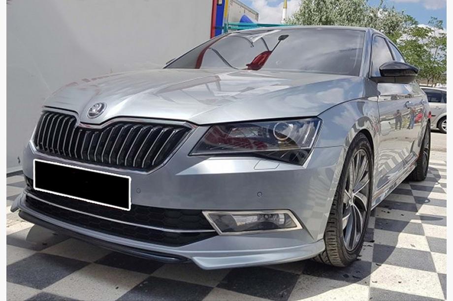 Skoda Superb 2015-2024 Frontlippe DPT V-1 (2015-2020, Schwarz Glanz) Foto 4
