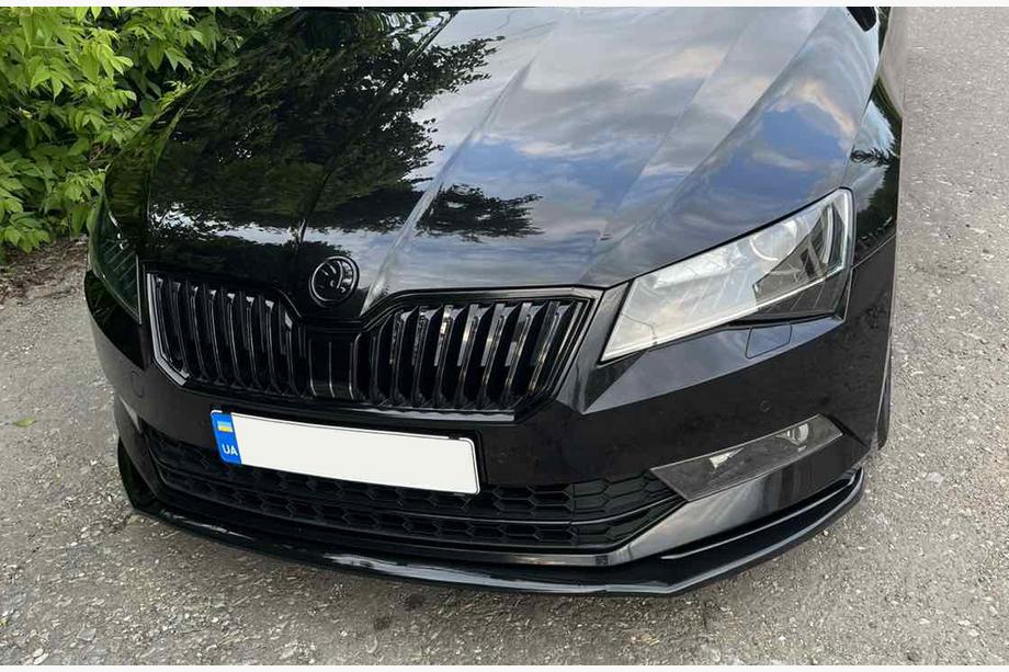 Skoda Superb 2015-2024 Frontlippe DPT V-2 (2015-2020, Schwarz Glanz) Foto 14
