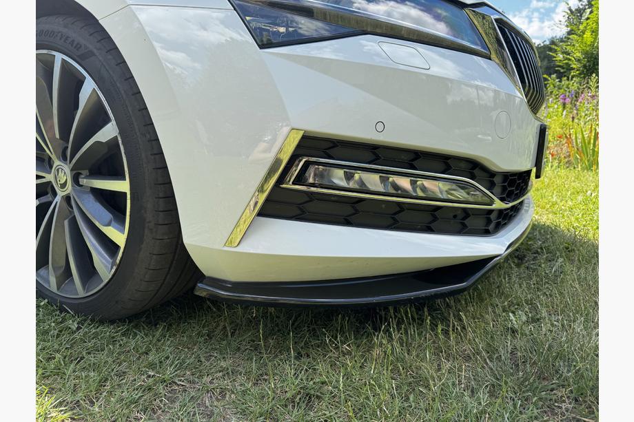 Skoda Superb 2015-2024 Frontlippe DPT V-2 (2015-2020, Schwarz Glanz) Foto 5