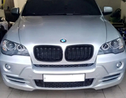 BMW X5 E70 2007-2013 Nieren M-Look (Schwarz Glanz) Foto 3