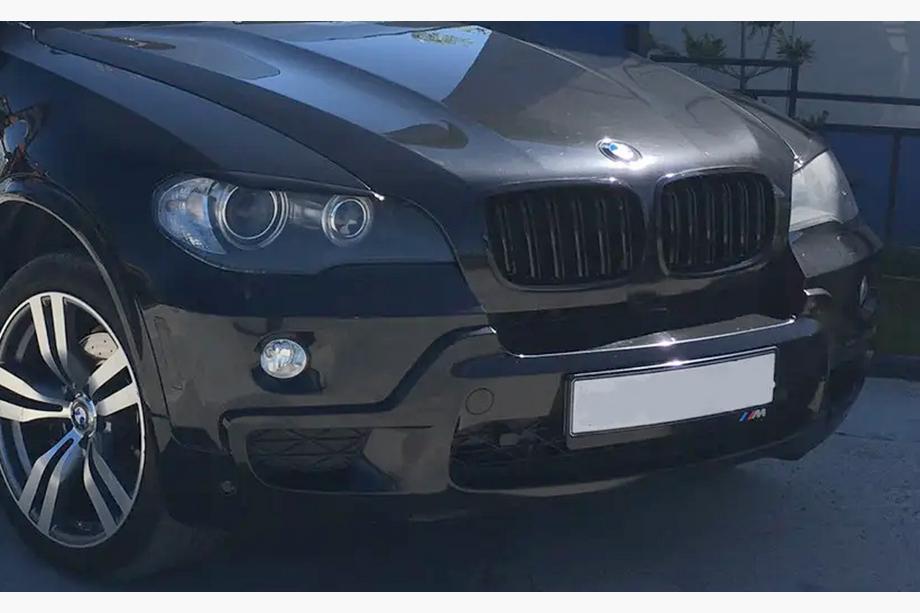 BMW X5 E70 2007-2013 Nieren M-Look (Schwarz Glanz) Image