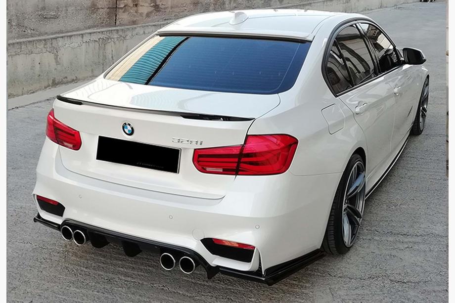 BMW 3 Series F30/F31 2012-2019 Heckdiffusor DPT V-1 (für M3, Schwarz Glanz) Foto 2