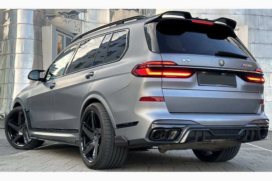 BMW X7 G07 2019- LRT Carbon Bodykit-Set (für M-Sport 2023-) Foto 2