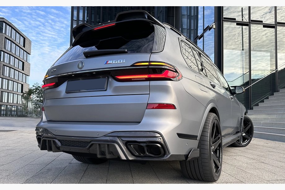 BMW X7 G07 2019- LRT Carbon Bodykit-Set (für M-Sport 2023-) Foto 10