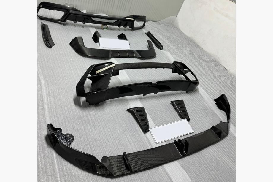 BMW X7 G07 2019- LRT Carbon Bodykit-Set (für M-Sport 2023-) Foto 19