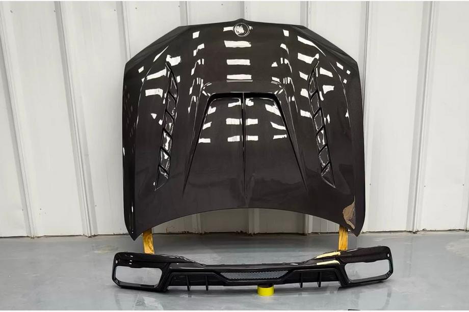 BMW X7 G07 2019- LRT Carbon Bodykit-Set (für M-Sport 2023-) Foto 18