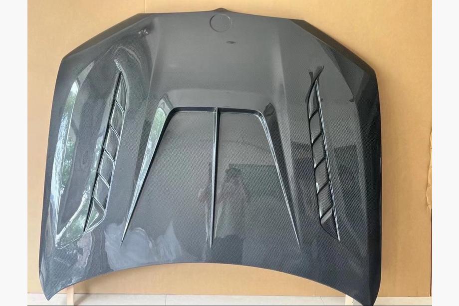 BMW X7 G07 2019- LRT Carbon Bodykit-Set (für M-Sport 2023-) Foto 16