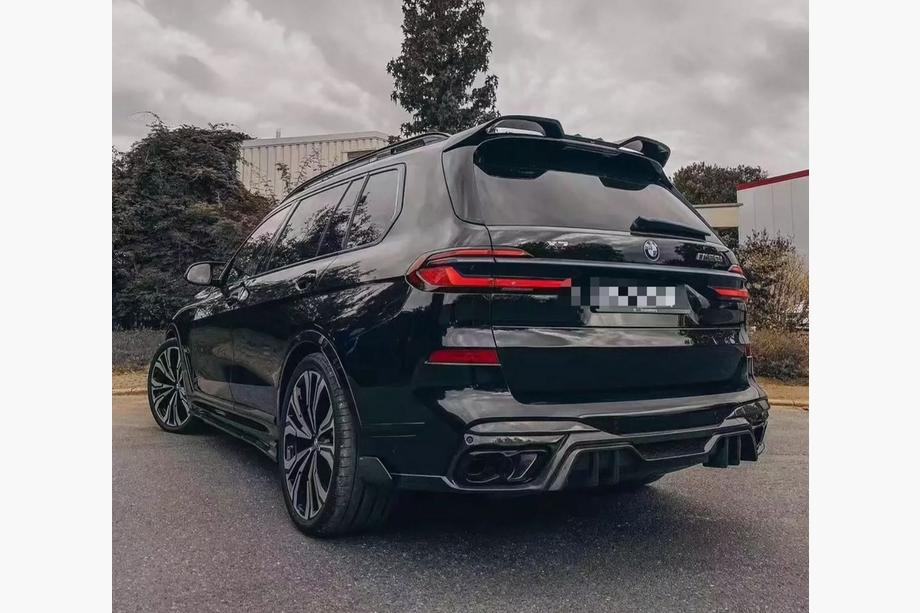 BMW X7 G07 2019- LRT Carbon Bodykit-Set (für M-Sport 2023-) Foto 5
