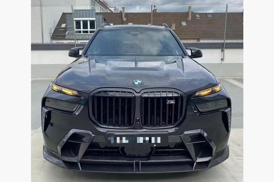 BMW X7 G07 2019- LRT Carbon Bodykit-Set (für M-Sport 2023-) Foto 4
