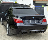 BMW 5 Series E60/E61 2003-2010 Heckdiffusor DPT V-2 (für M-Sport, Schwarz Glanz) Foto 2