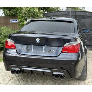 Heckdiffusor DPT V-2 (für M-Sport, Schwarz Glanz) Foto 1