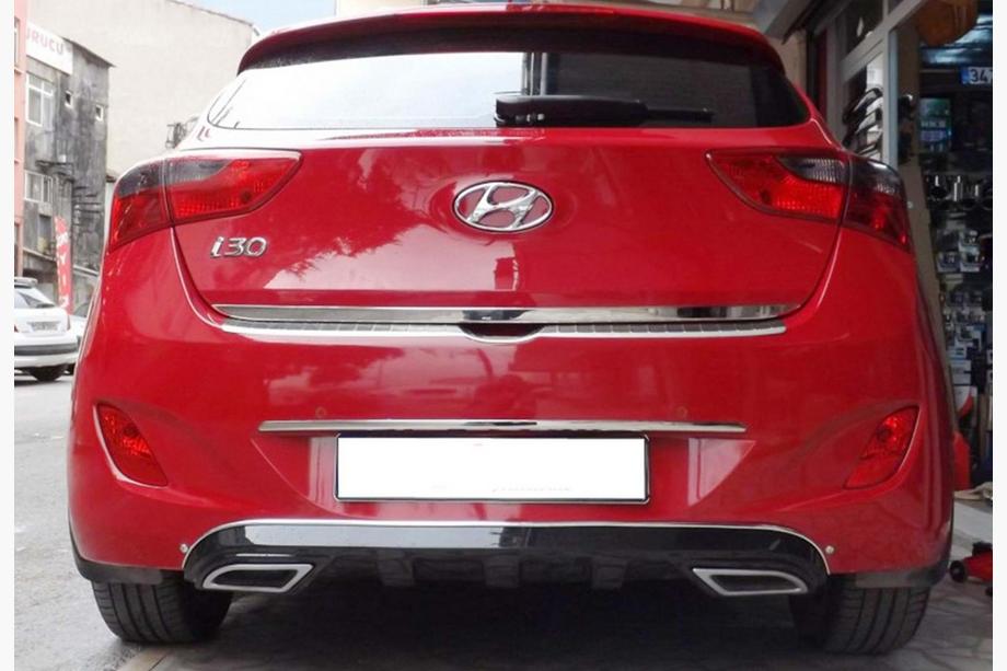 Hyundai I-30 2012-2017 Heckdiffusor DPT V-1 (Schwarz Glanz) Image