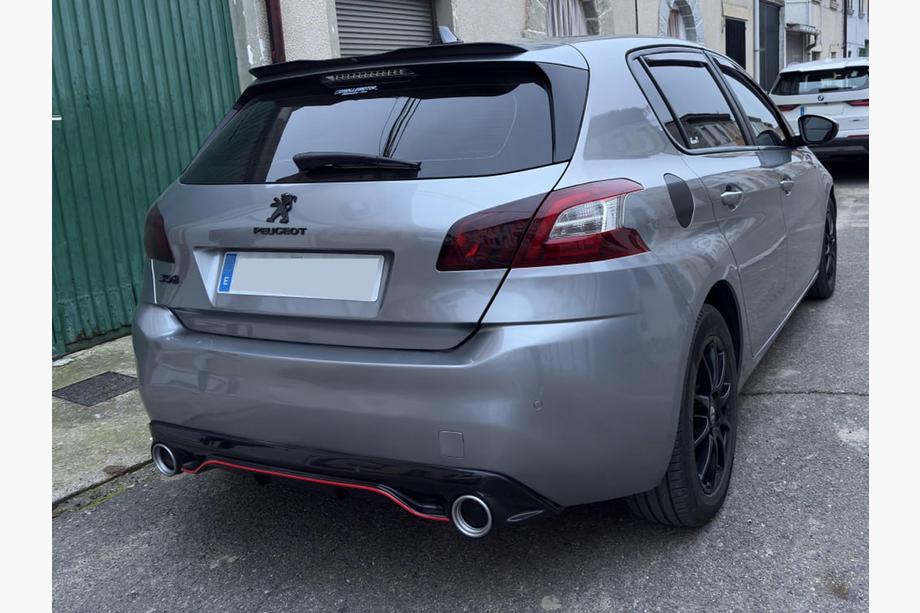 Peugeot 308 2014-2021 Heckdiffusor DPT (HB, Schwarz Glanz) Foto 2