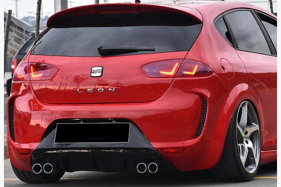 Seat Leon 2005-2012 Heckdiffusor DPT V-1 (2009-2012, Schwarz Glanz) Image