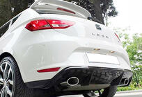 Seat Leon 2013-2020 Heckdiffusor DPT V-7 (2013-2016, Schwarz Glanz) Foto 1