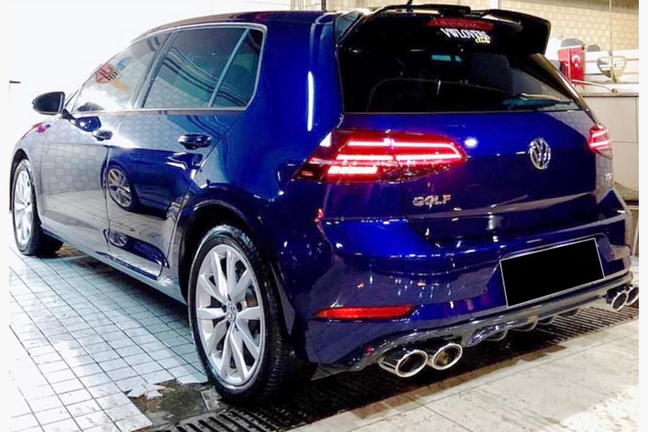 Volkswagen Golf 7/E-Golf 2012-2020 Heckdiffusor DPT V-1 (2017-2019, Schwarz Glanz) Image