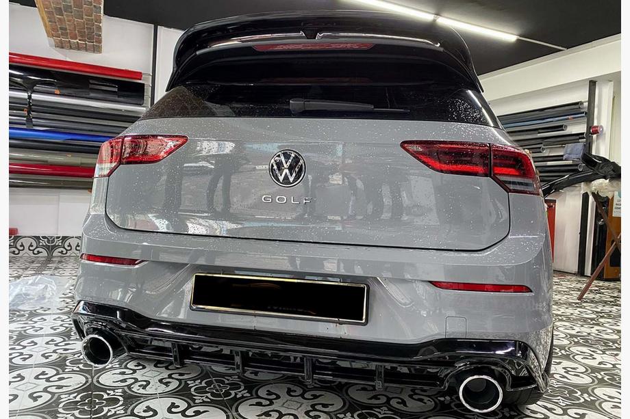 Volkswagen Golf 8 2019- Heckdiffusor DPT V-2 (Schwarz Glanz) Foto 1