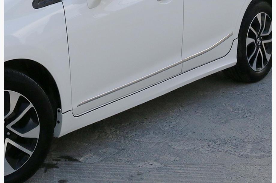 Honda Civic Sedan IX 2011-2016 Seitenschweller DPT (grundiert zum Lackieren) Foto 1
