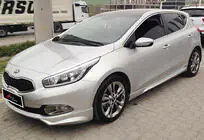 Kia Ceed 2012-2018 Seitenschweller DPT (2012-2015, Schwarz Glanz) Foto 3