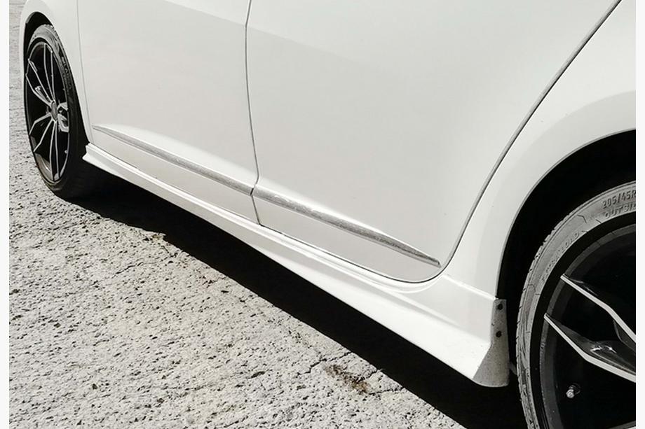 Seat Ibiza 2010-2017 Seitenschweller DPT V-2 (Schwarz Glanz) Image