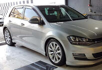 Volkswagen Golf 7/E-Golf 2012-2020 Seitenschweller DPT V-9 (Schwarz Glanz) Foto 3