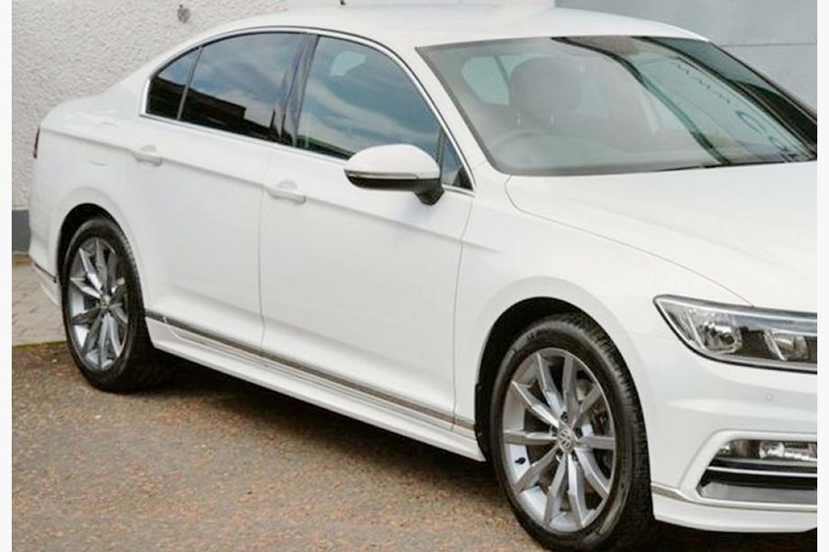 Volkswagen Passat B8 2015-2023 Seitenschweller DPT (grundiert zum Lackieren) Image