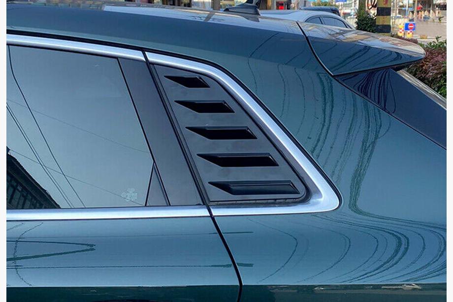 Audi A3 2012-2020 Heckfenster Blenden DPT V-1 (Schwarz Glanz, 2 Stk) Image