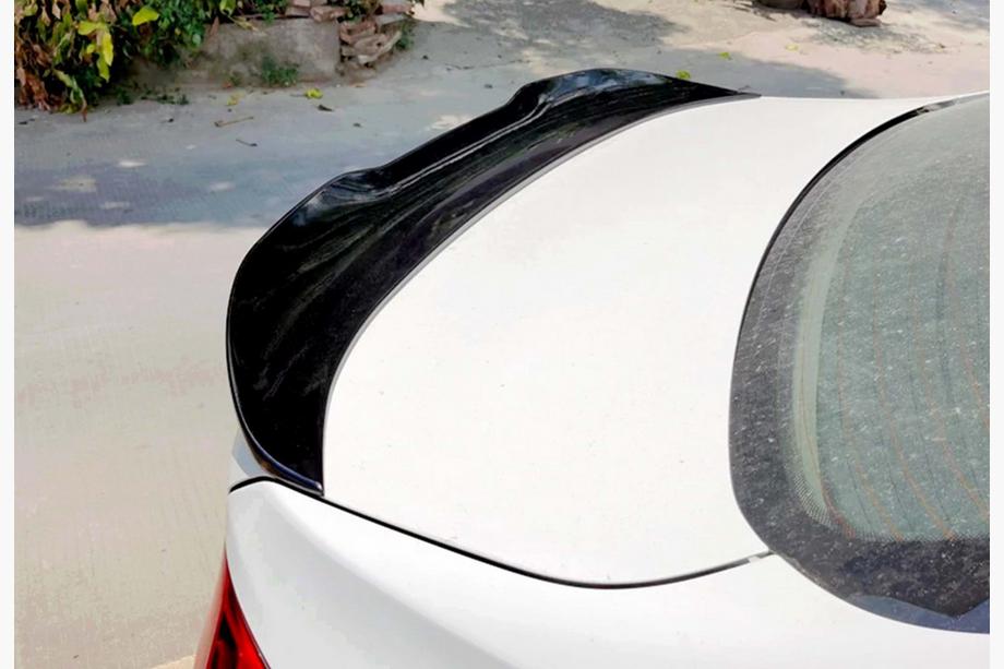 BMW 3 Series F30/F31 2012-2019 DPT Custom Spoiler (für F30/F80, grundiert zum Lackieren) Foto 5
