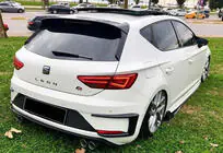 Seat Leon 2013-2020 Heckstoßstangenaufsätze DPT (2017-2020, 2 Stück, Schwarz Glanz) Foto 3