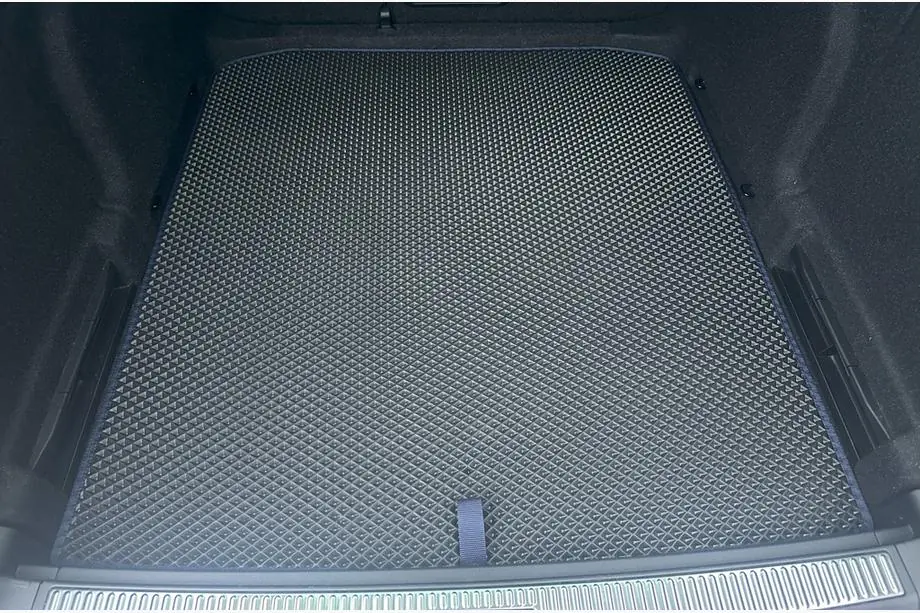 Skoda Superb 2015-2024 EVA Kofferraummatte (SW, Schwarz) Image