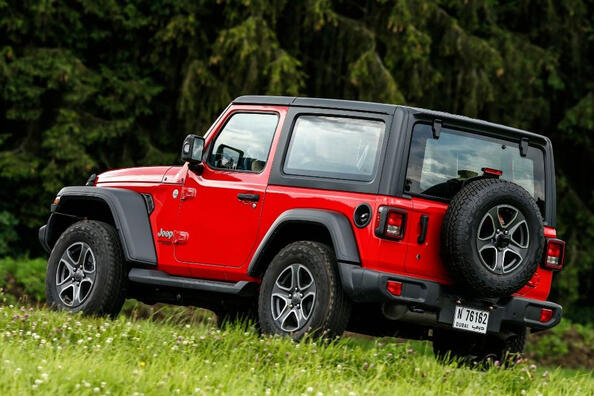 Testbericht zum legendären SUV Jeep Wrangler (JL) der 4. Generation Foto 3