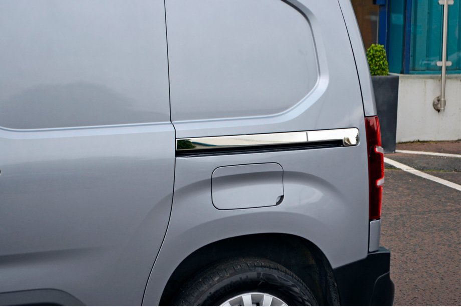 Citroen Berlingo/Multispace 2018- Edelstahl Zierleisten Schiebetür (2 Stk.) Foto 5