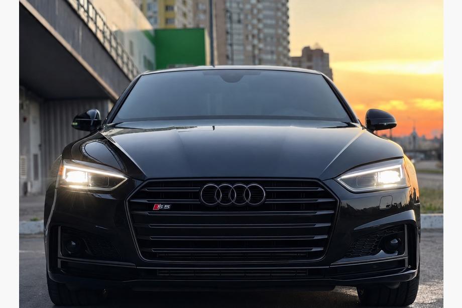 Audi A5 2016-2025 Frontgrill S-Style (2016-2019, schwarz) Foto 1