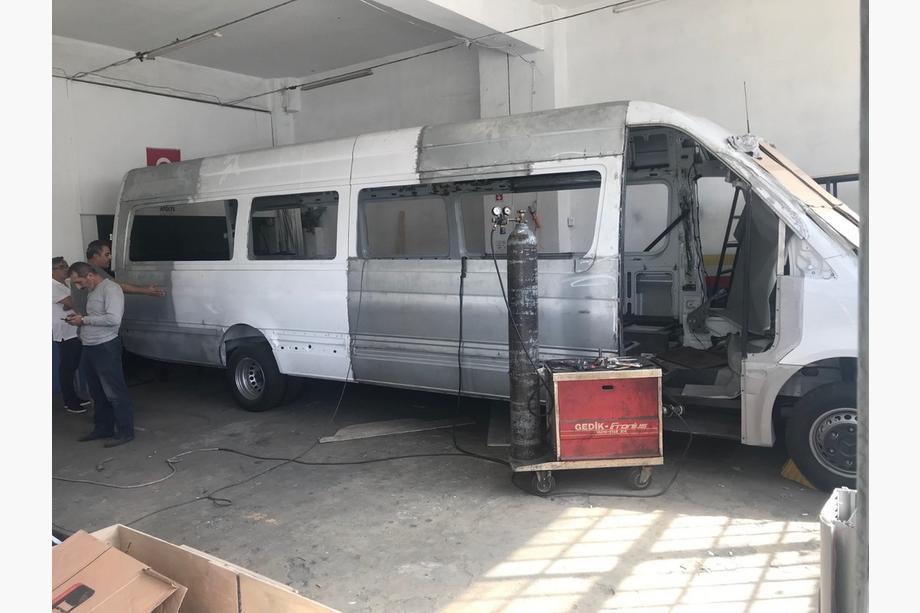 Mercedes Sprinter W906 2006–2018 Karosserie-Kit zur Fahrzeugverlängerung Heckteil Foto 6