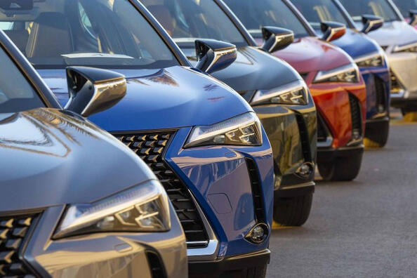 Welche Farbe ist das beste Auto, das man kaufen sollte? Wir wählen die Farbe des Autos