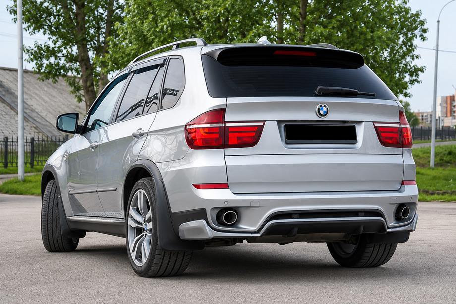BMW X5 E70 2007-2013 Heckdiffusor (für 2010-2013 Base, lackierfähig) Image