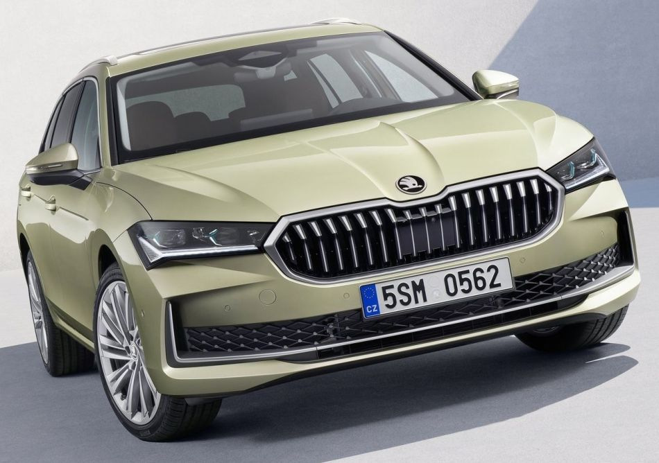Skoda Superb Combi 2024: ein Testbericht zum Business-Class-Kombi
